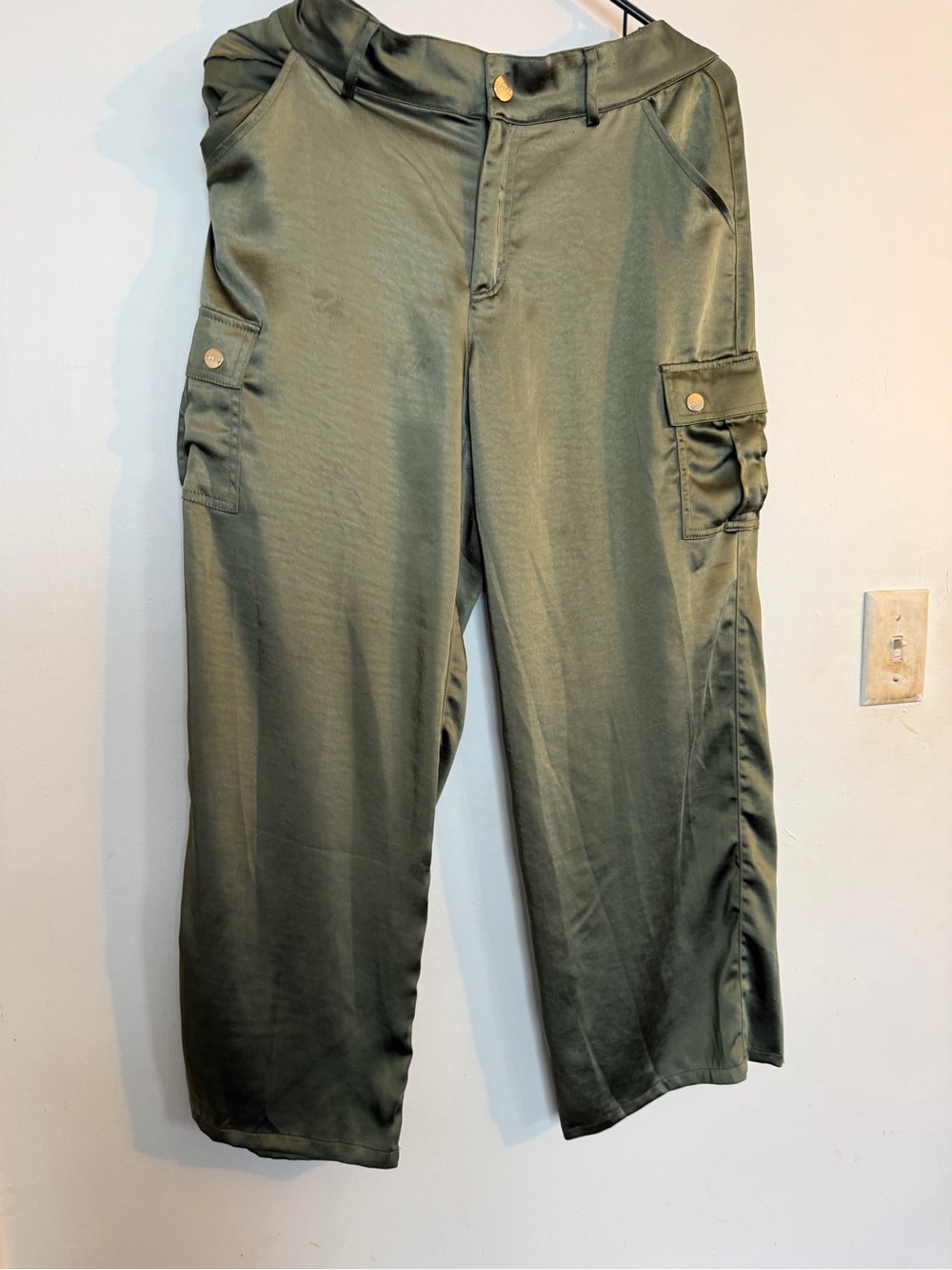 G by Guess Women's Olive Green Cargo Pants